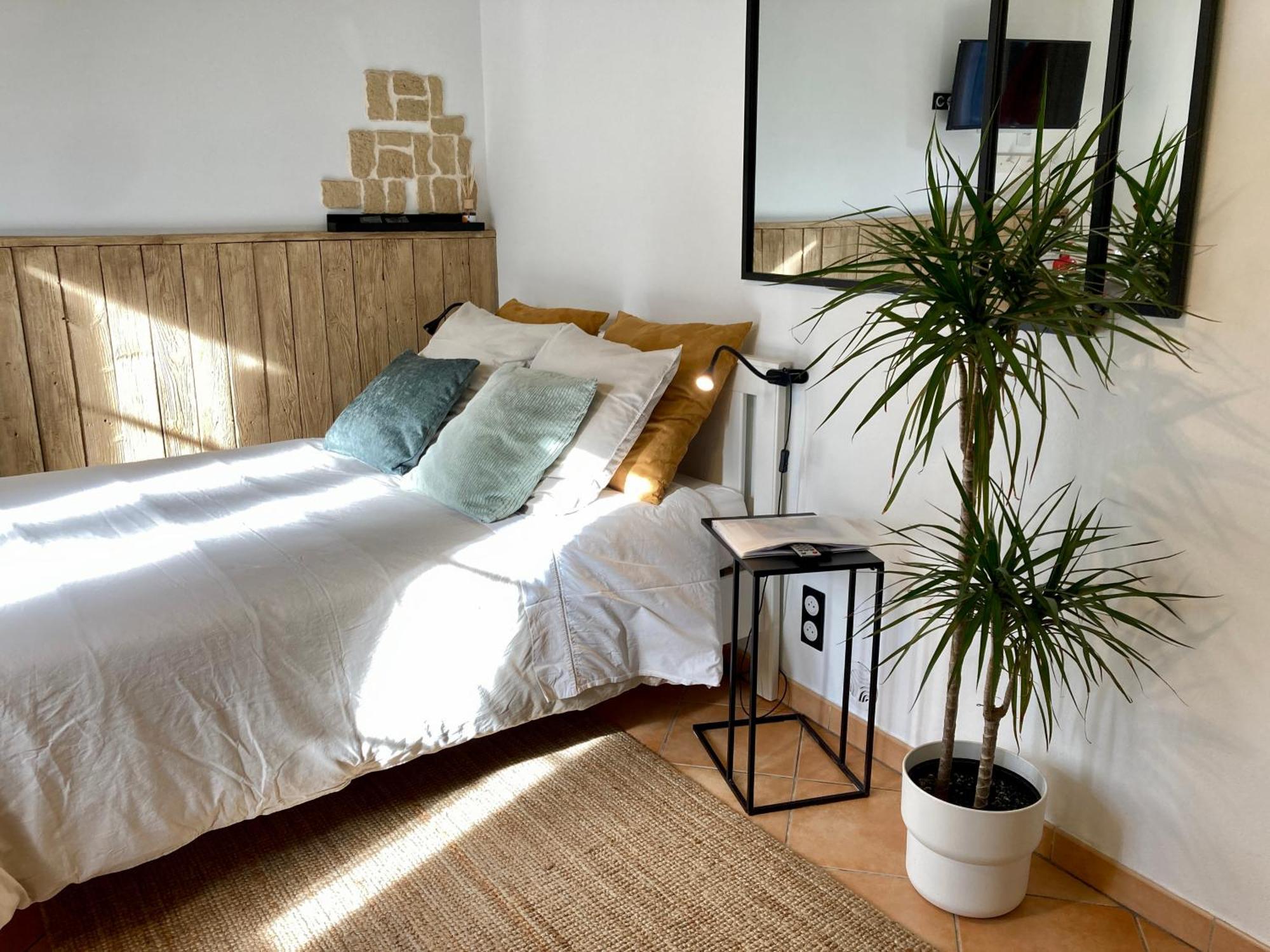 Aux 4 Logis Appart-Hotel - Studio Le City - Petit Dejeuner Inclus 1Ere Nuit Foix Zewnętrze zdjęcie